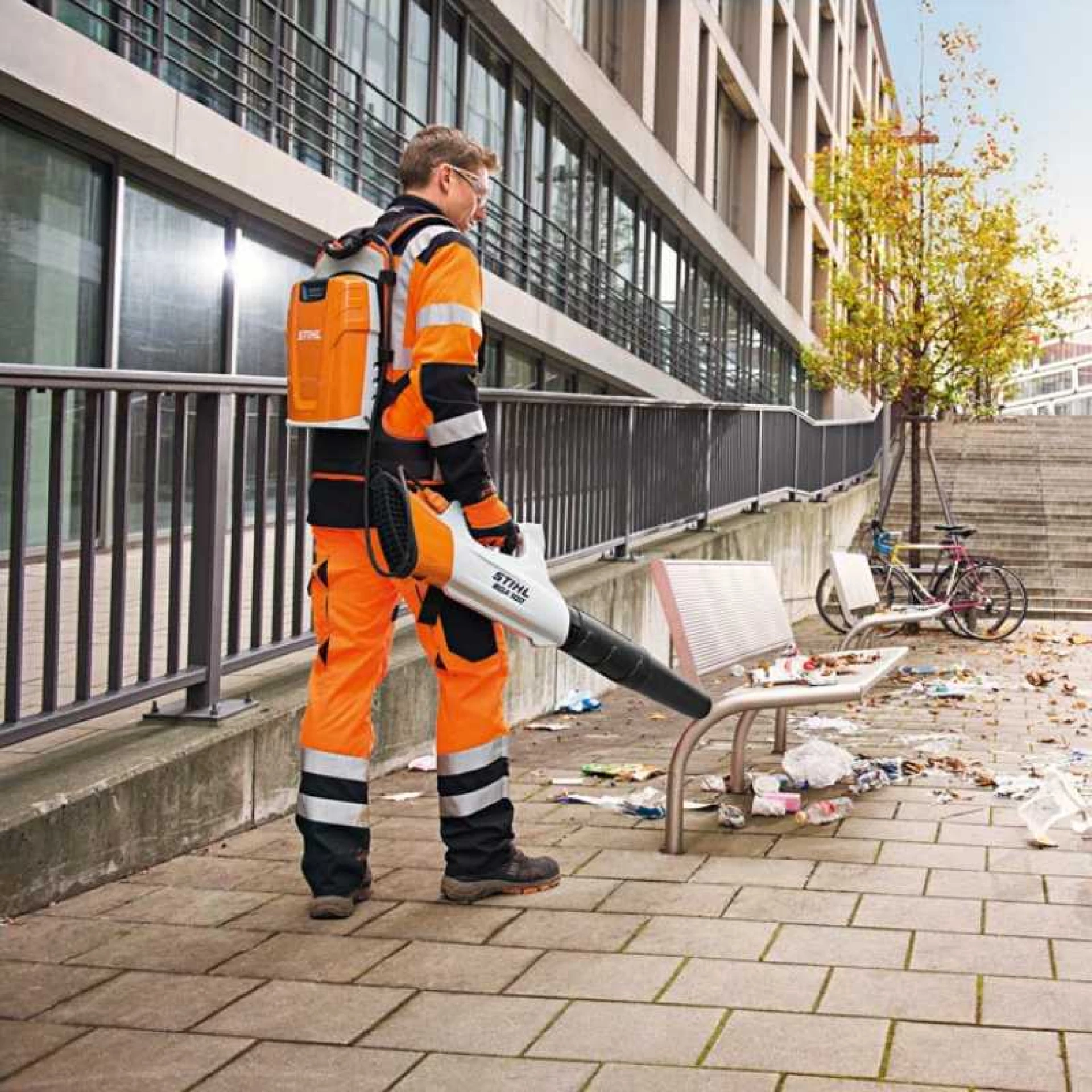 AKU PUHAČ BGA 100 bez baterije i punjača - Slika 2