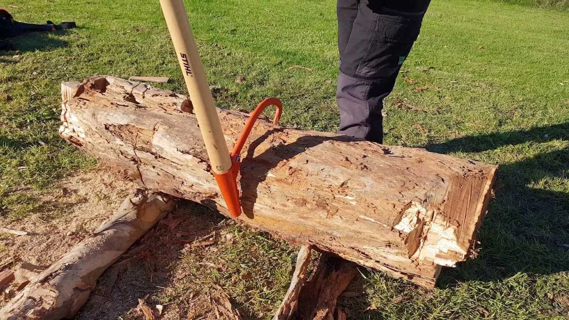 PREKRETNA KUKA ZA TRUPCE 3,600 g - Slika 2