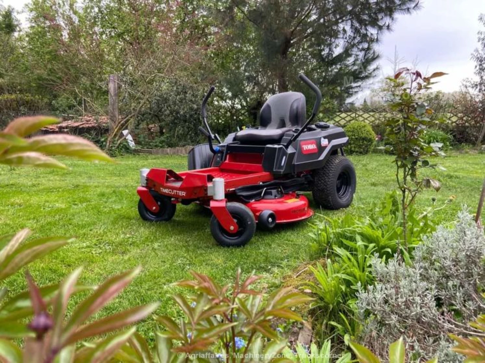 TORO TimeCutter Kosilica ZS4200S / 107cm / 14.0 KS/ - Slika 5
