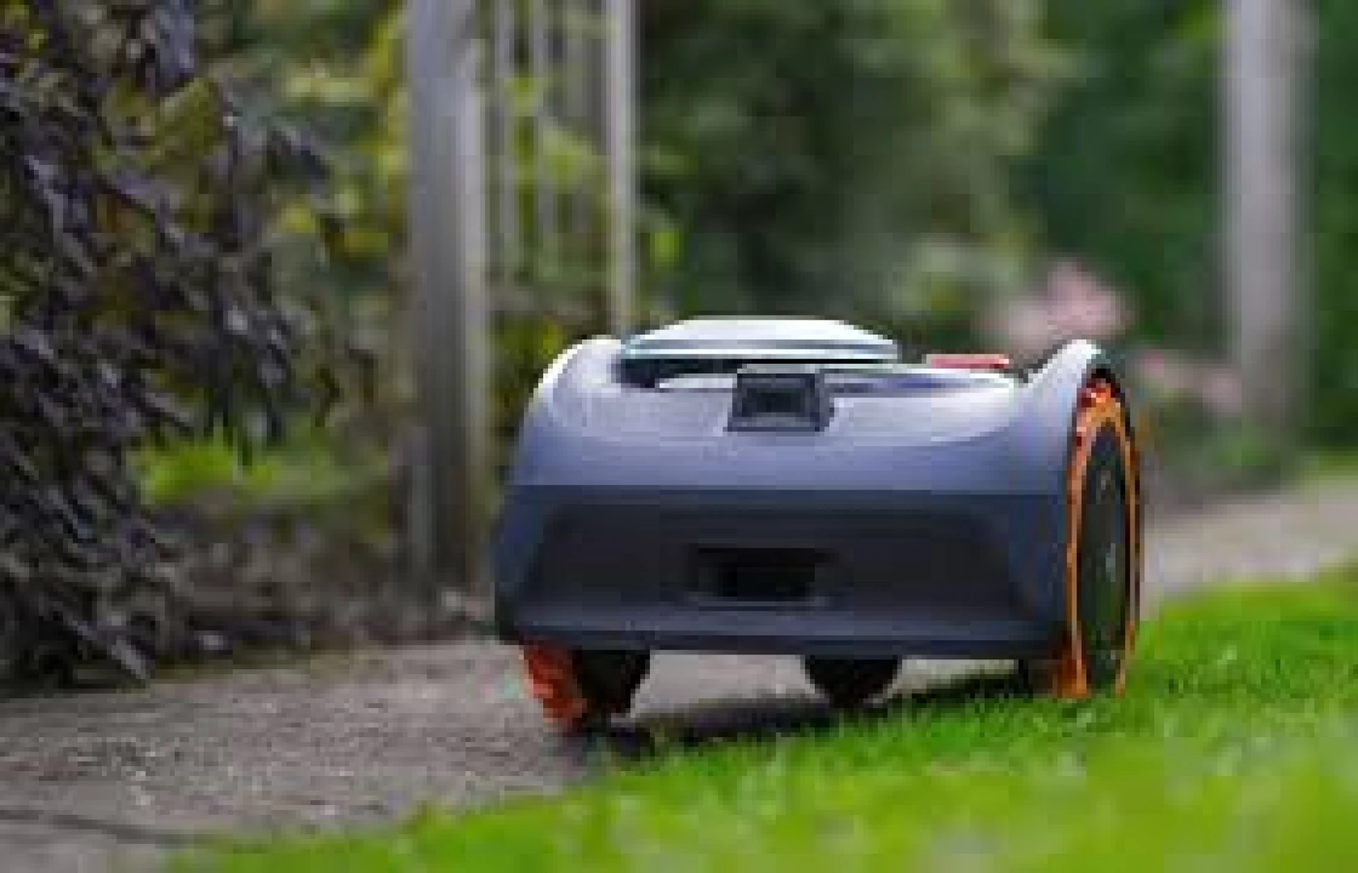 Segway robot kosilica Navimow i108E 4G - Slika 5
